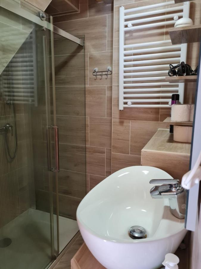 Flamingo Apartman บาลาตอนซาร์โซ ภายนอก รูปภาพ
